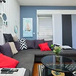 The Monroe - Stylish 2 Bd In Orsan *
