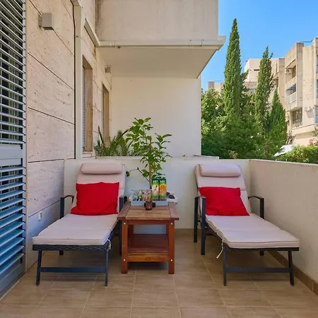 The Monroe - Stylish 2 Bd In Orsan * Ragusa